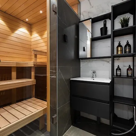 Oru Villa, Luxury 3 Bedroom Apartment, Sauna, 公寓