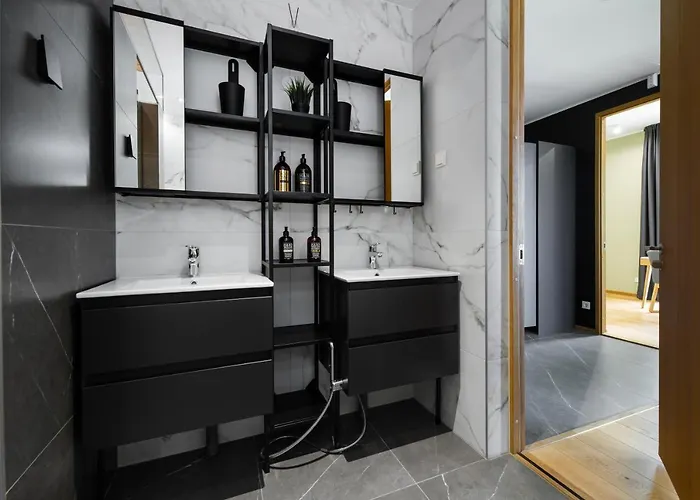 Oru Villa, Luxury 3 Bedroom Apartment, Sauna, *